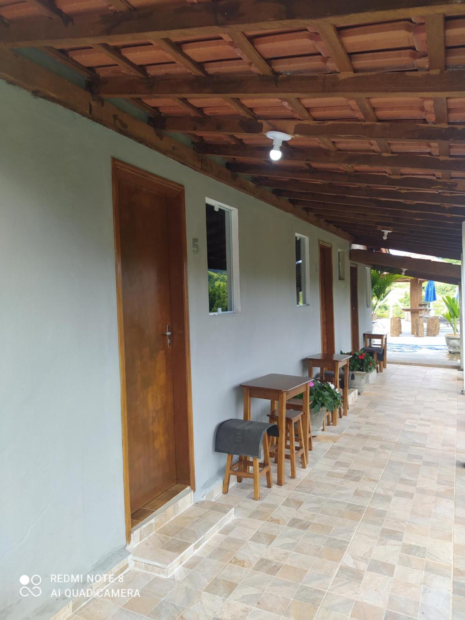 Pousada Irmaos Oliveira Lindoia Exterior photo